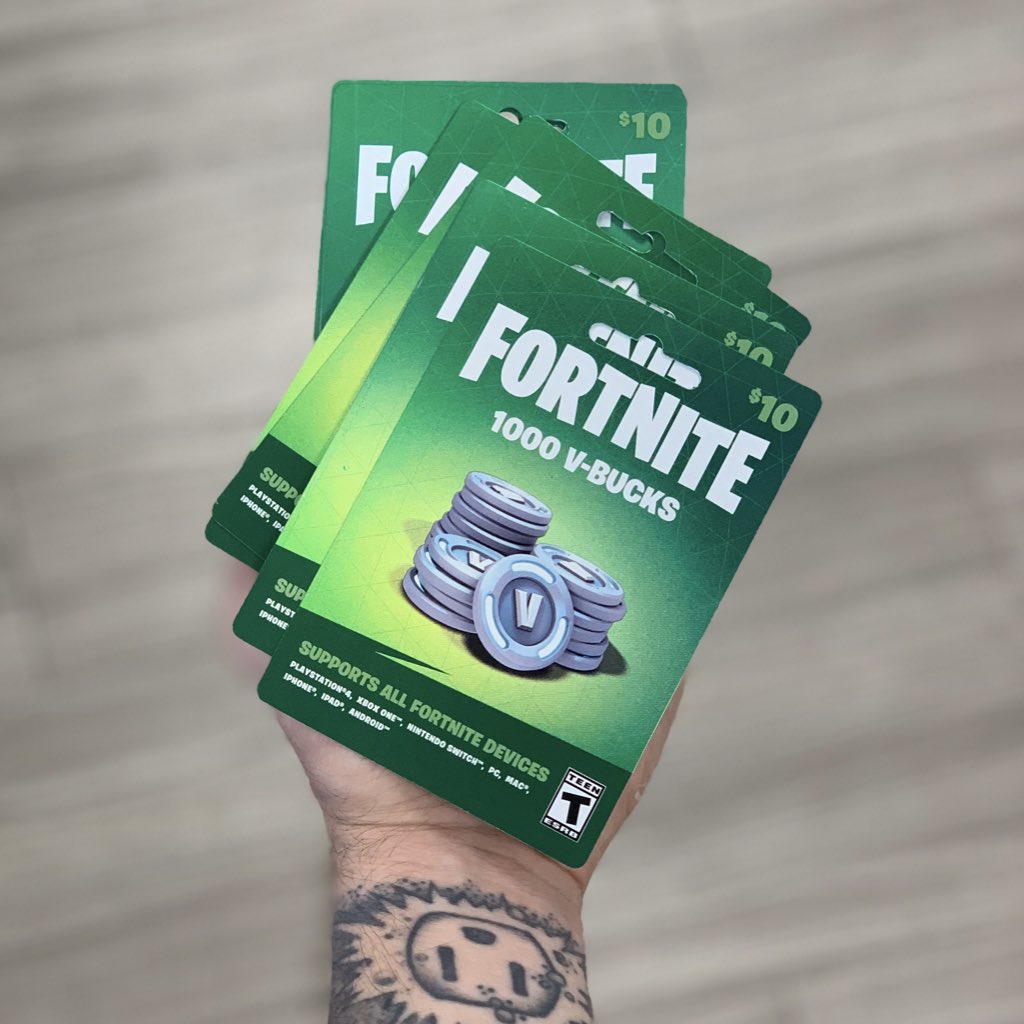 Карточки в баксы. Магазин вбаксов в фортнайт. Fortnite коды на в-баксы. Код на в баксы. Код на в баксы в фортнайт.