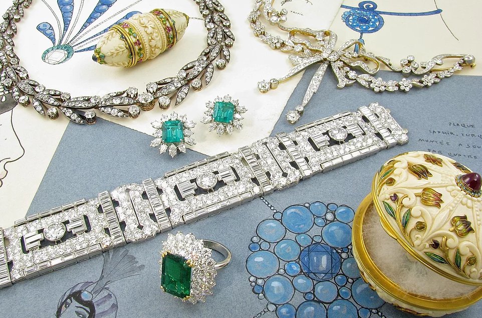 Join <a href="/CDBJewelry/">CDBLtd</a> for Vintage Goes Modern on Madison Avenue during <a href="/nycjewelryweek/">NYC Jewelry Week</a>. Details at nycjewelryweek.com/events/?nycjw-…