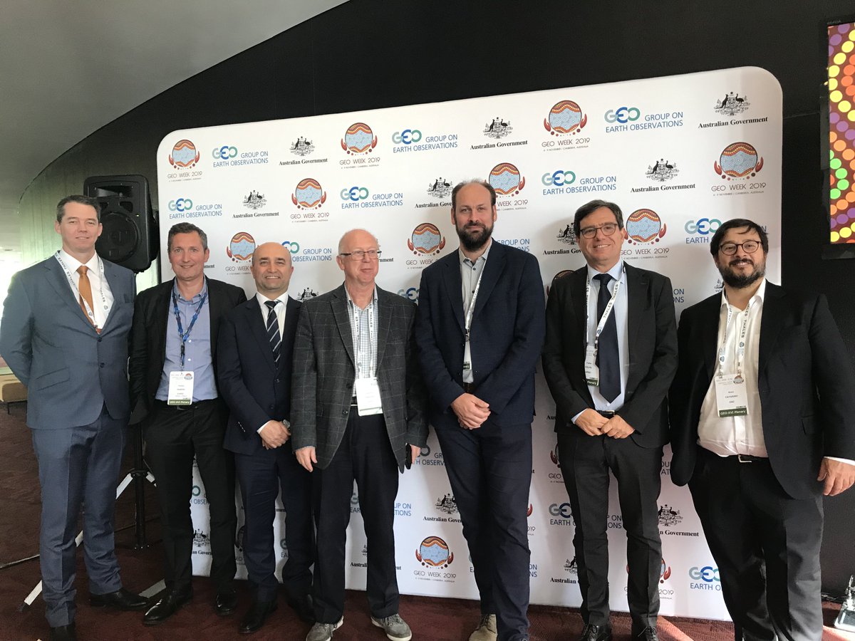 soblooservices's tweet photo. We are proud to demonstrate #Sobloo at the #GeoWeek in Canberra – Australia!
Always good to promote the use of #CopernicusSentinel within the geospatial community.

A huge thanks to Seyed Miri for representing Sobloo and to @earsc for inviting us.
@CopernicusEU https://t.co/VYe9Z8E9k8