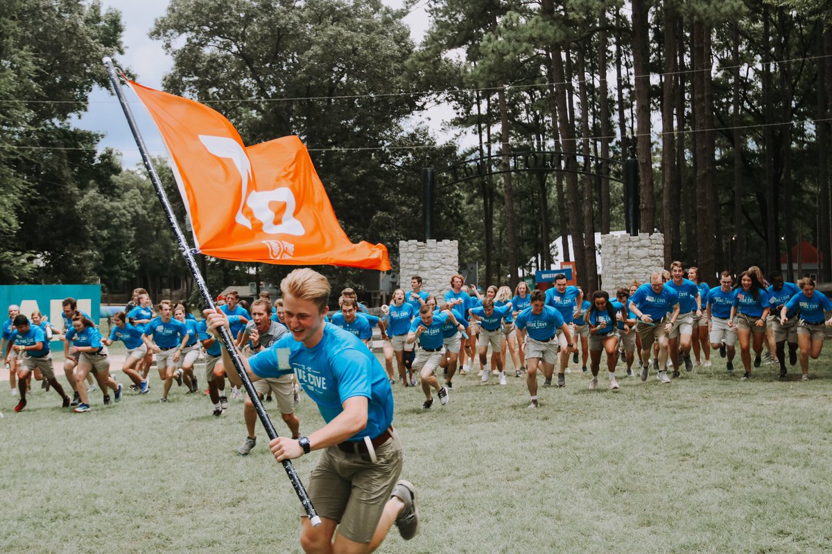 pinecovetowers's tweet photo. Mark your calendars! Summer 2020 is only 200 days away! #towerspower #thisispinecove https://t.co/CjbHVEjTEg