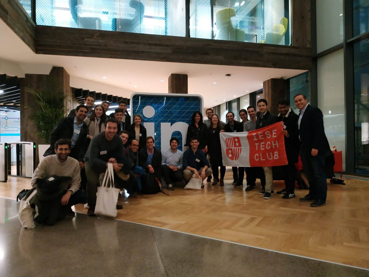 iesetech's tweet photo. Our 4th visit today in Dublin was LinkedIn!

#iesetech #treks #linkedin #treks https://t.co/Ak9zXg3QgS