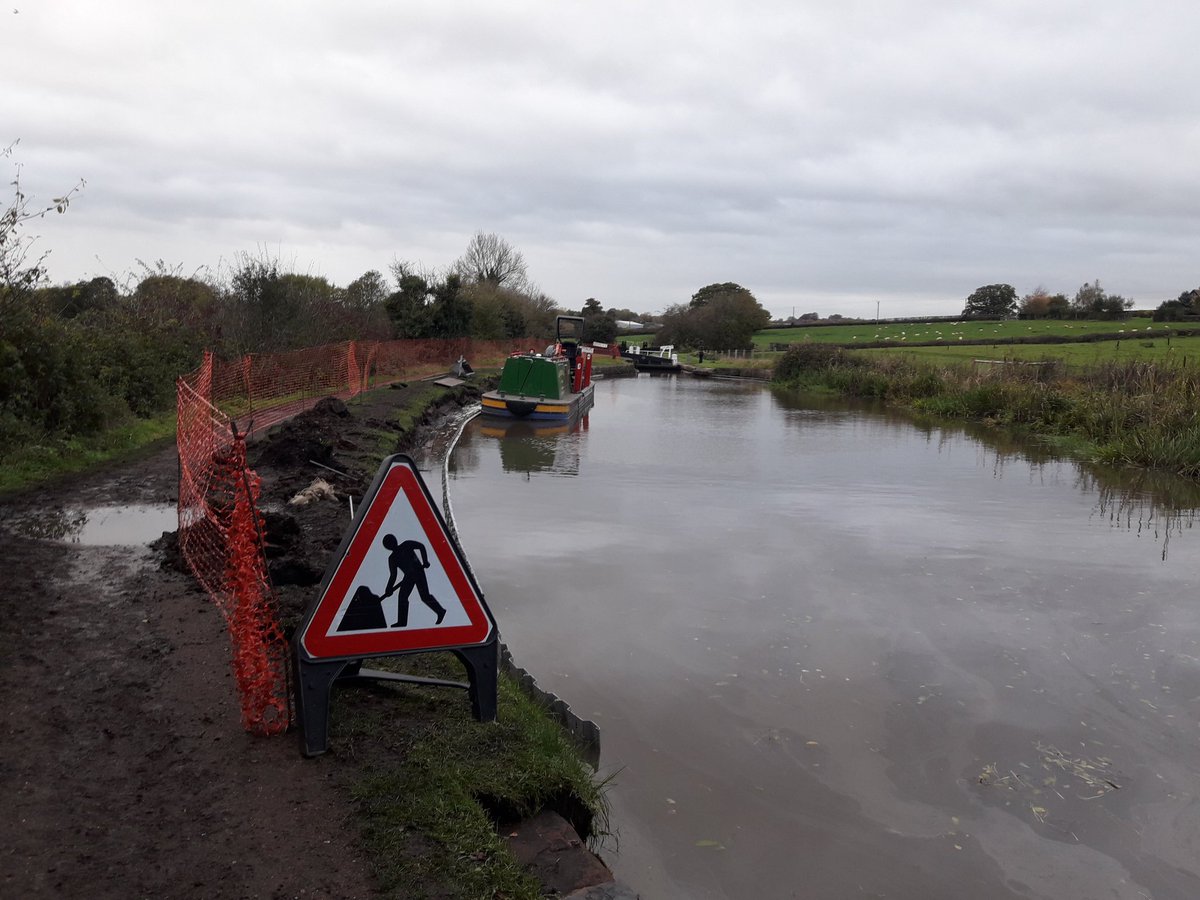Out supporting our grouting contractors at Tardebigge Lock 31 yesterday afternoon. Picture is of works below the lock to repair the towpath wall and stop leakage, being undertaken by one of our internal construction teams.