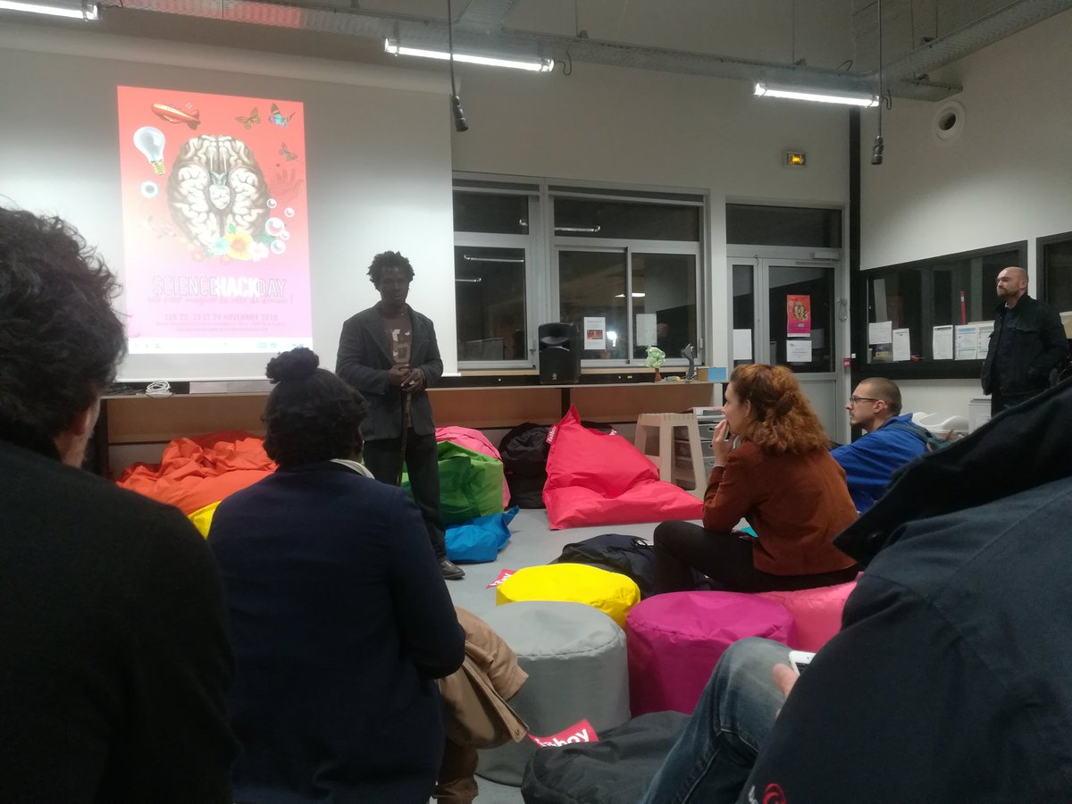 SHDBrest's tweet photo. Projet pour permettre a des personnes en situation de handicap au foyer de kerlivet d'avoir accès au composteur du foyer, projet de cimmunication pour changer les comportements lier a la consomation d'internet #SHD https://t.co/oOvFyZ0RRd