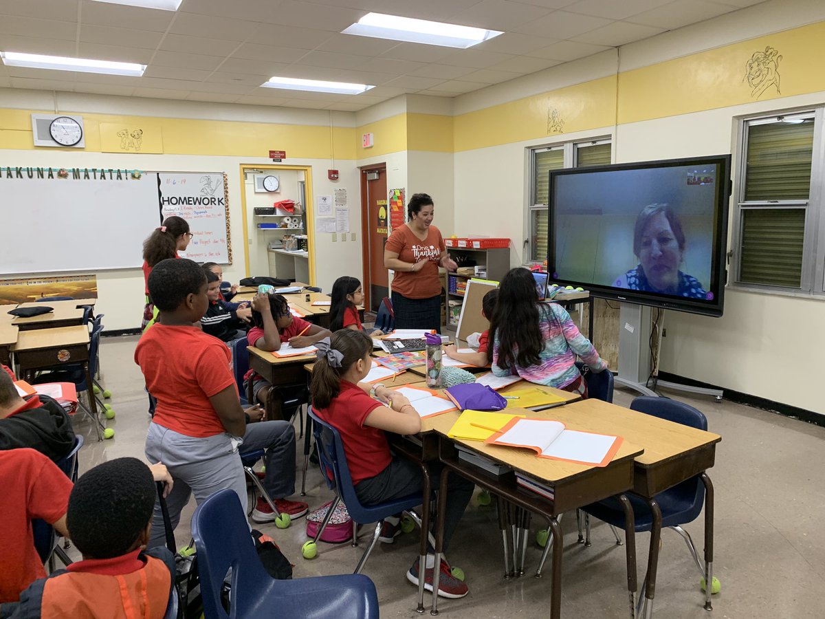 MelissaLuck5's tweet image. Thankful to be participating in Microsoft’s Global Learning Connection! #globallearningconnection @ Ben Sheppard Elementary School!!!