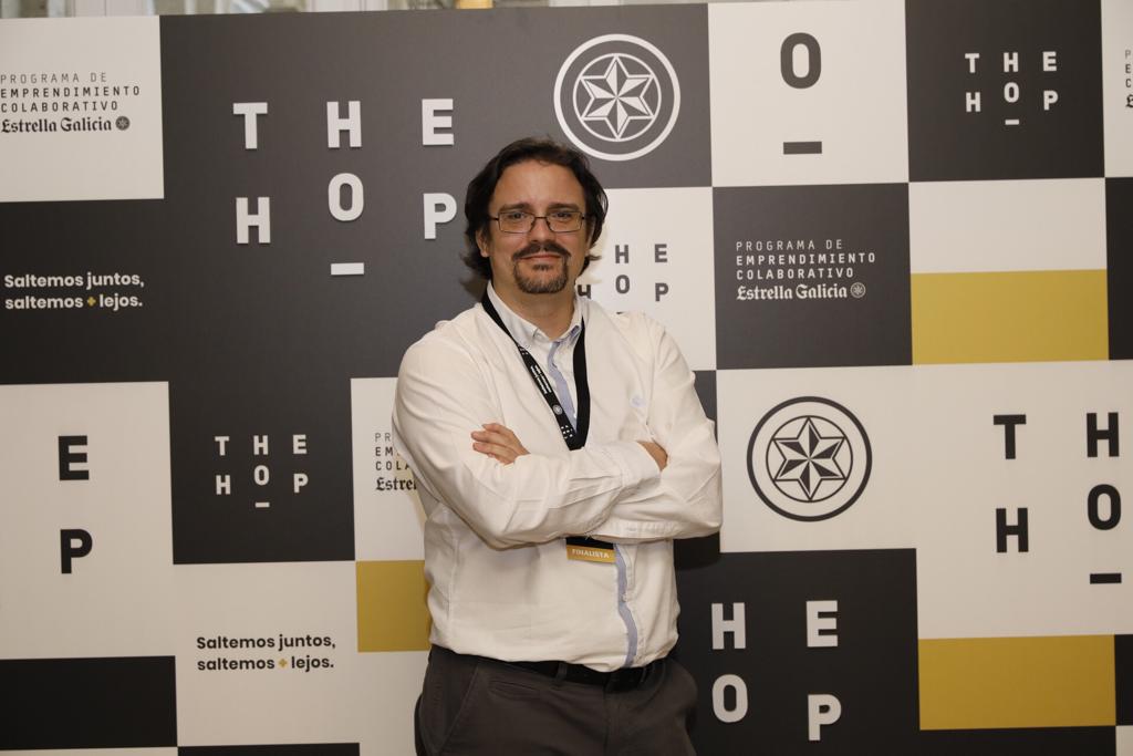 SomosTheHop's tweet image. .@RecircUP es una APP de gamificación que impulsa la economía circular ♻️. Él es uno de sus fundadores. 👇🏻🔝 #PremiosTheHop.