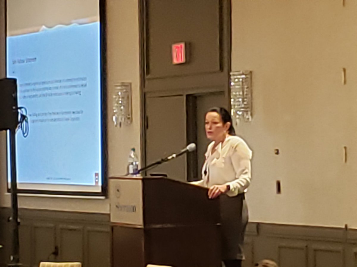 kwilker's tweet photo. Oracle's Lee Ann Wentzel giving a roadmap update #CHEUG19 @heug #Oracle https://t.co/HQT8S0oAcA