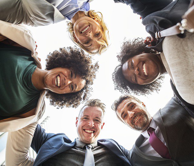 Oracle's tweet photo. Managing #procurement and employee expectations is challenging. Employees want purchasing experiences like what they have in their personal lives. Self-service #procurement to the rescue🙌 https://t.co/lXWIKHQfVZ #modernbusiness #thinkbig #OracleSMB @CSSInter https://t.co/KV40i8OUVg