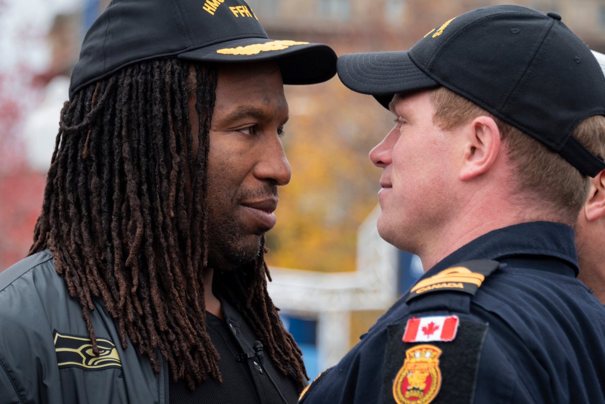 MarineRoyaleCan's tweet photo. Salut #Montreal Vous avez été magnifique 👋! Suivez #NCSMStJohn’s dans son voyage en route vers: #Québec, QC! #TGL2019 📲https://t.co/JwNGoTxPRa #NouslaMarine ⚓️💪 https://t.co/F5wkobymD9