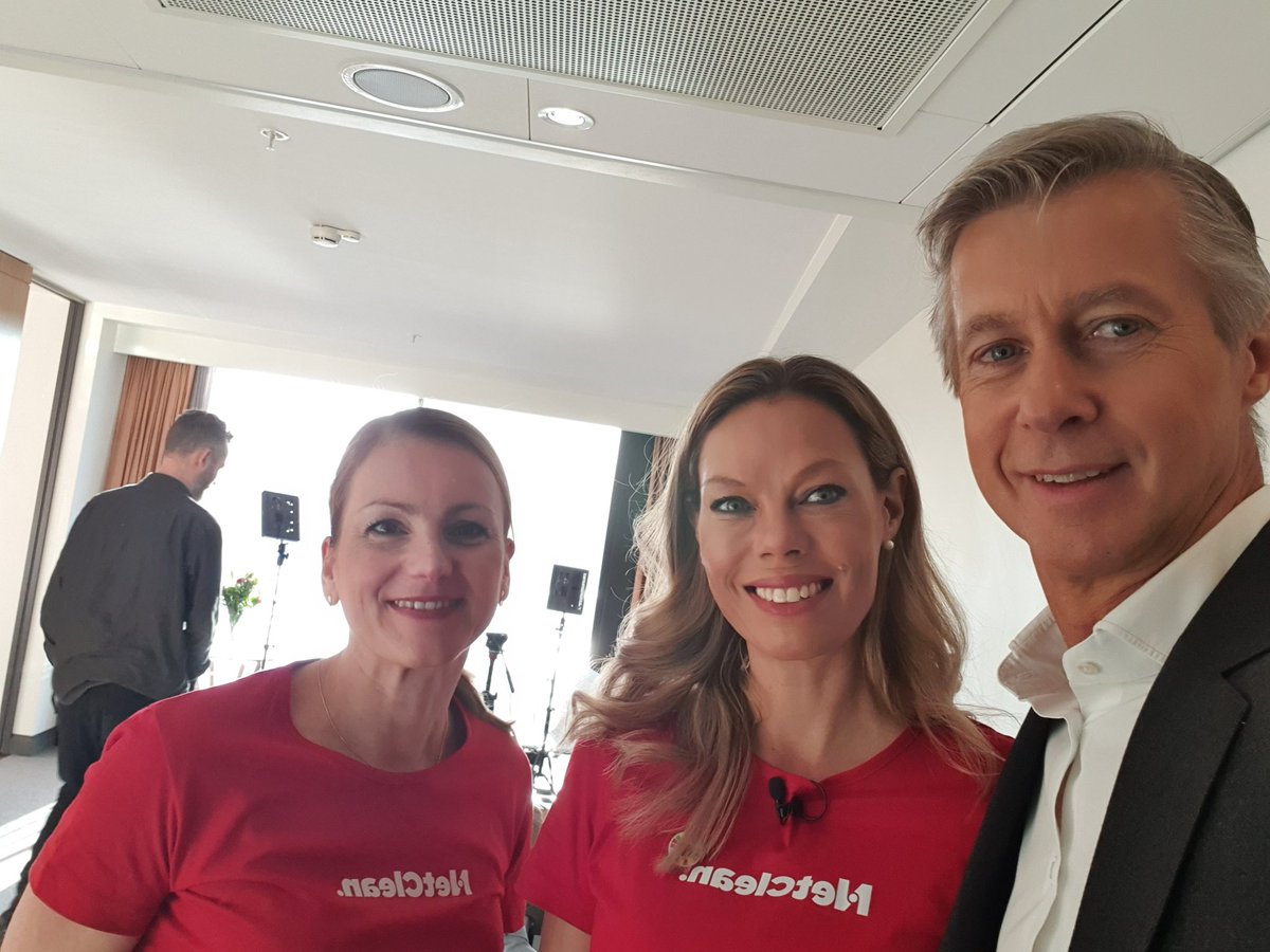 MatsGranryd's tweet photo. Busy day in Sweden today. Great to be part of the worlds largest conference on CSAM...Child Sexual Abuse Material, and what we, the mobile industry, is doing about it. Thanks to Netclean (red shirts) and all their hard work.

Also, only Sweden knows how to serve proper coffee... https://t.co/7nxwwzXgt3