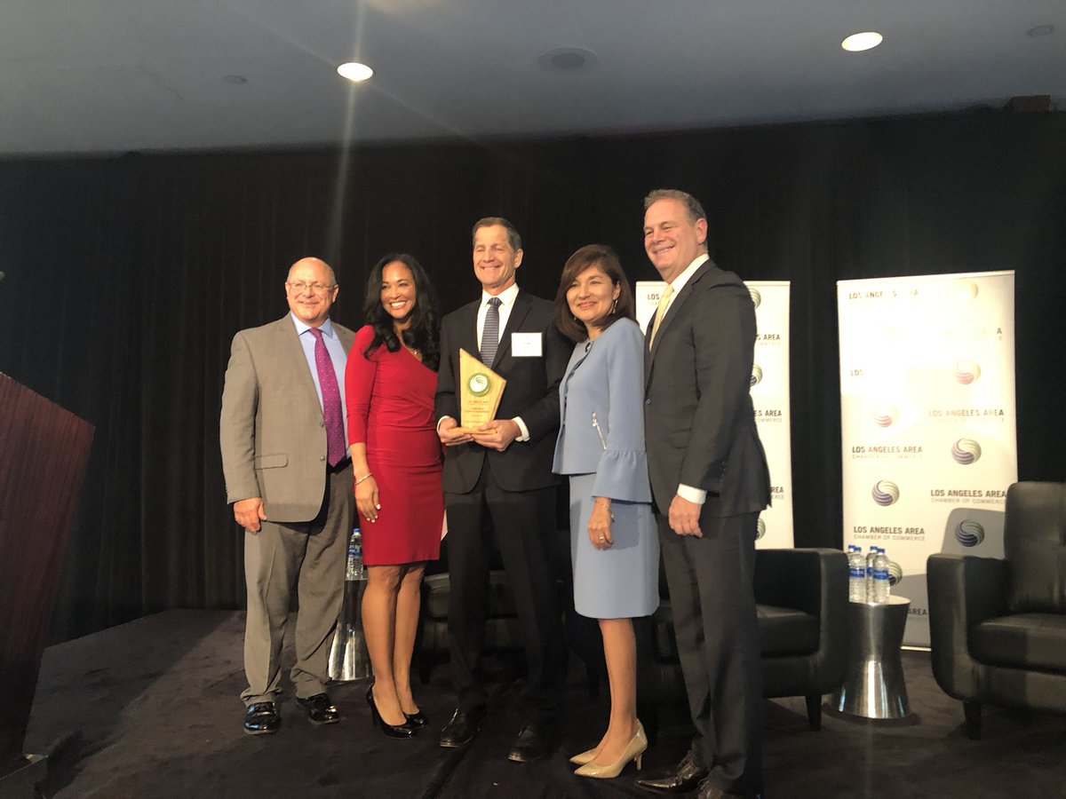 LAAreaChamber's tweet image. Congratulations to Corporate Sustainability Award winner Kaiser Permanente! All of Kaiser will be carbon neutral by 2020! Presented by @LADWP GM &amp;amp; Chief Engineer Marty Abrams. #SOI19