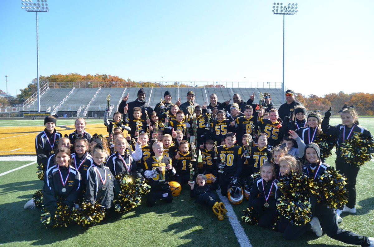 NicoleLugaila's tweet photo. Congrats to Montour Little Spartan 9U Super Bowl Champs!  #Reese21 #montourproud https://t.co/TWzSL6gAKl