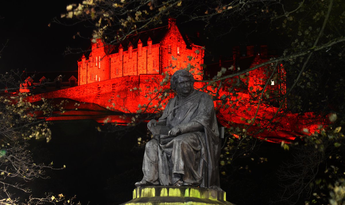 poppyscotland's tweet photo. We have over 120 buildings and landmarks in Scotland Lighting up Red for the #ScottishPoppyAppeal! How many have you spotted? 
Have a look at our map to see where has ‘lit up red’ near you https://t.co/8UBhiIRX9d
#BehindThemAlways #LightUpRed https://t.co/bDI3Xpw6Fv