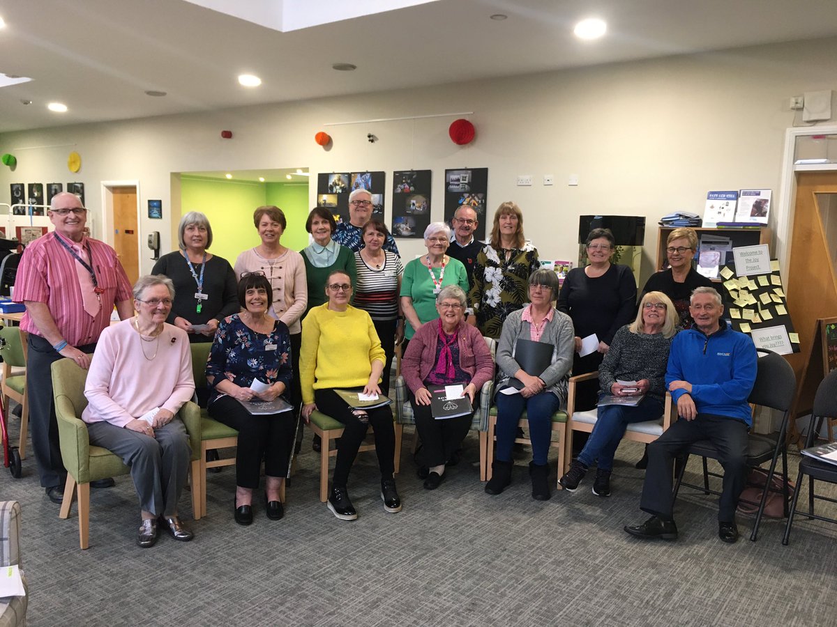 LivingWithLife3's tweet image. What an absolute honour it is, for us to be able to run the Wigan&amp;amp;Leigh Hospice Choir at The Oakcentre, Wednesdays 12.15pm ... already in the Christmas spirit, we’re in full flow for upcoming performances!! What a truly remarkable set of people!! Honoured and blessed!!