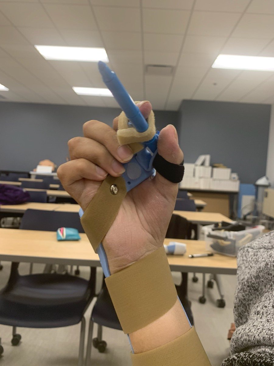 mereproc10's tweet image. Today some classmates and I got to use our OT brains to help out a friend… Thank God for occupational therapists, right @shelbyhiser13 ?