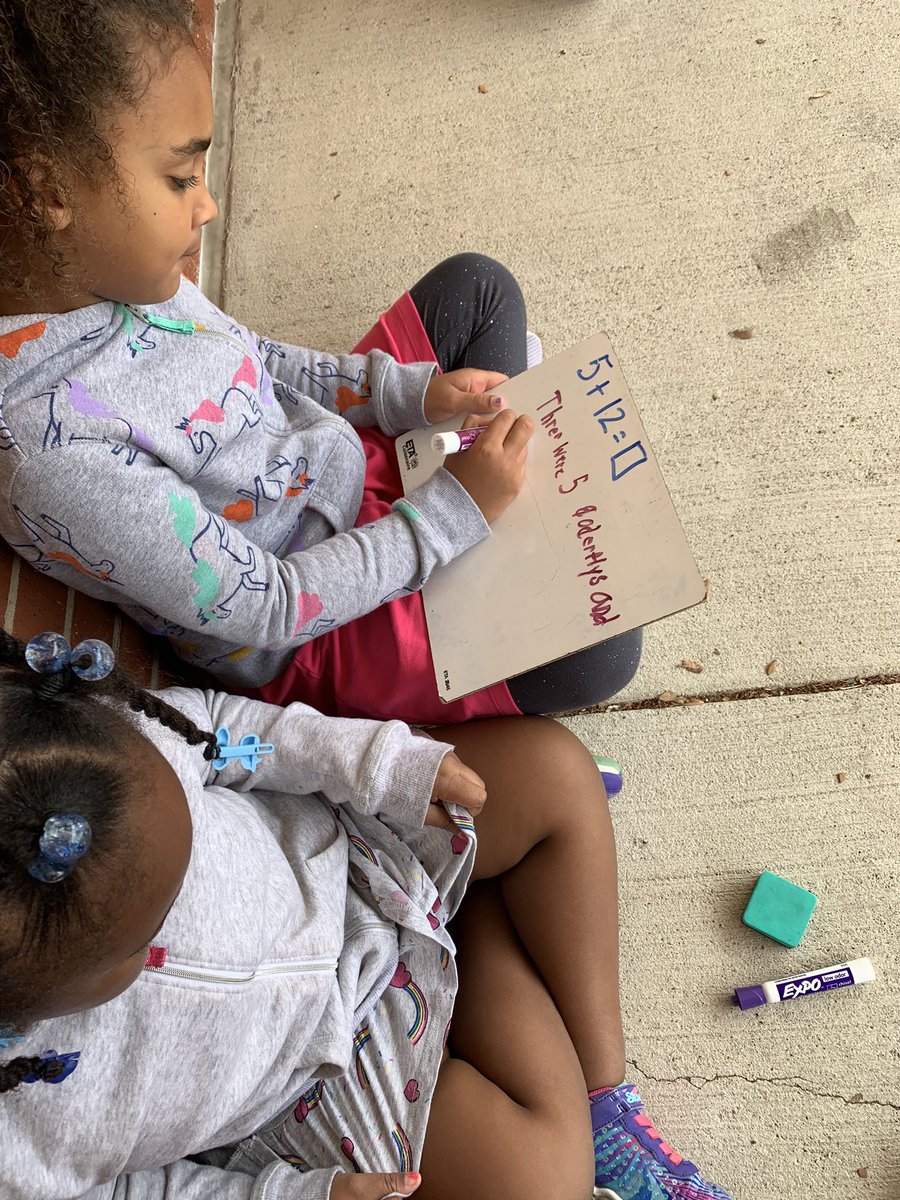 MetcalfNat's tweet photo. Generating problems outside today and enjoying this beautiful weather! #mathproblemsolving #presspride https://t.co/clxK3xoYhC