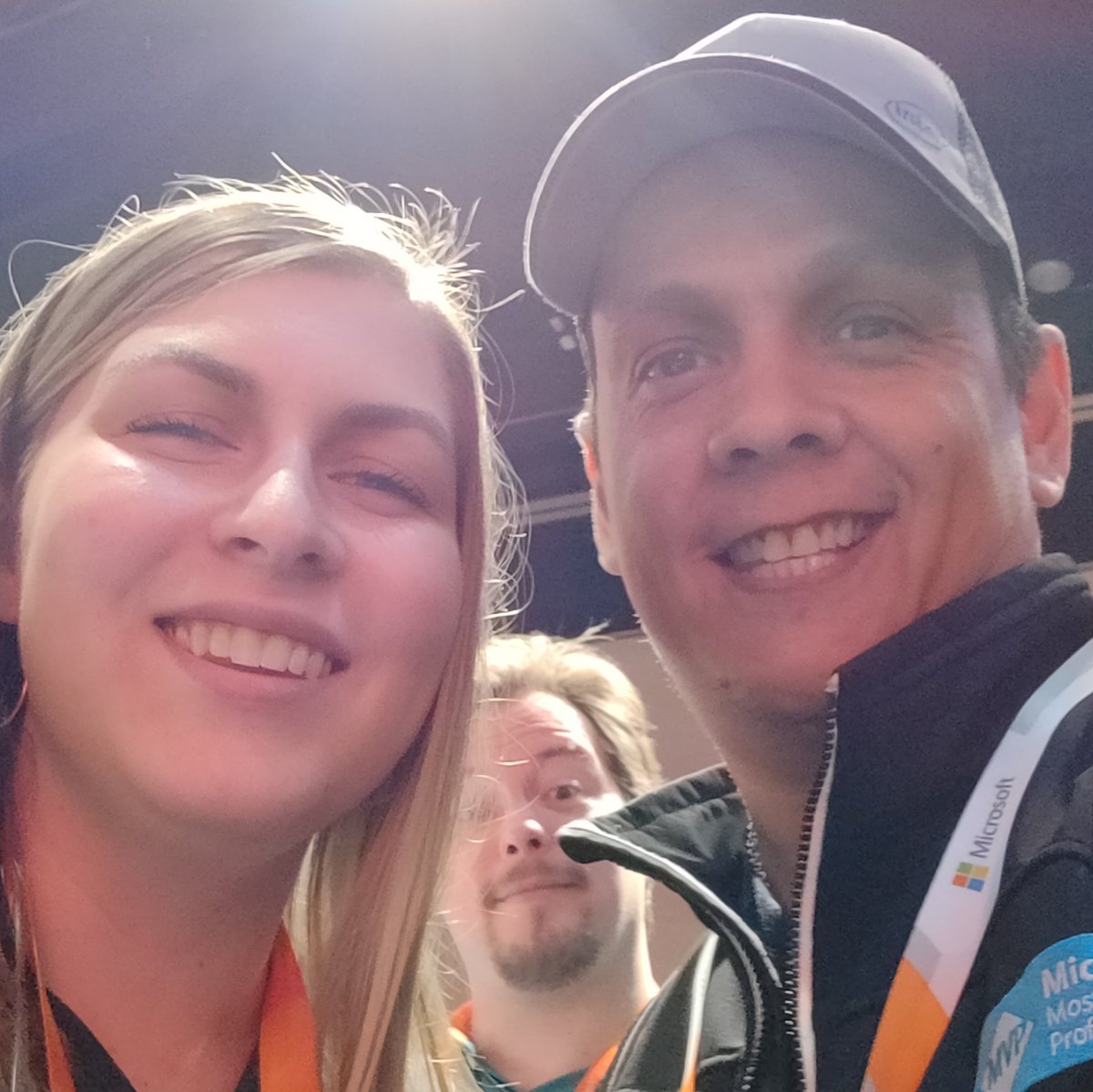 cmendibl3's tweet image. With @cinnamon_msft who delivers the new #Windows #Terminal and #CascadiaCode #MSIgnite #WomenInTech