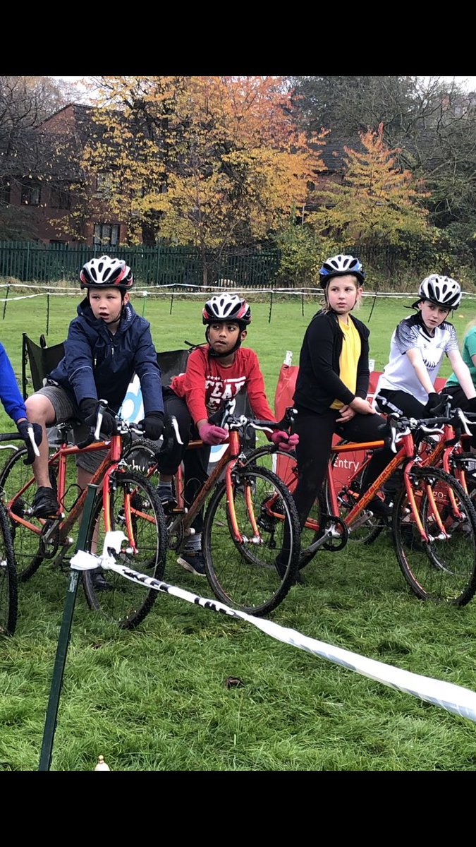 Bishoplonsdale1's tweet photo. Cyclo cross @Bishoplonsdale1 today 🚴♀️🚴🏻♂️All of Year 5 and 6 had a great time! Thanks to @Cycle_Derby for yet another well organised event. See you at the Arena tomorrow for some track cycling! 😁#CycloX @DCCTSuperSchool https://t.co/XfpjX8p9Qb