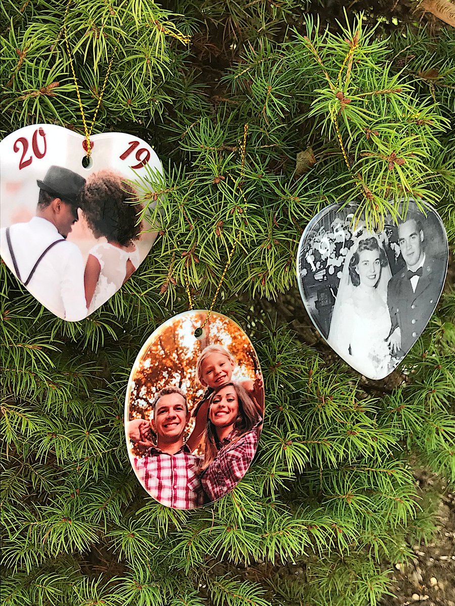 persona_imaging's tweet photo. #CustomOrnaments for Christmas with your Photo and Personal Writing in my @Etsy shop! Free Shipping :) #etsyfreeshipping https://t.co/U04llnx0qn https://t.co/IkdVIaGU9n
