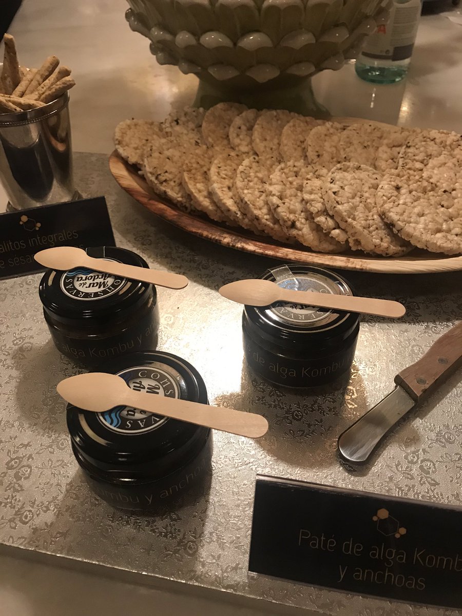 Con #laduc en la presentación de su #algaatlantica un homenaje a la tierra, a los orígenes, a las mareas y a la #gastronomía primigenia, que llega desde Galicia a nuestras #cocinas .