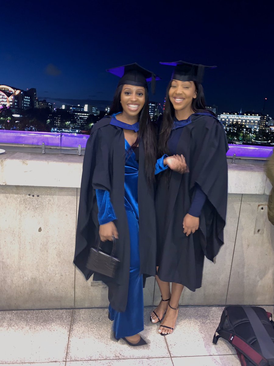 Maina_ChenSandi's tweet photo. First class honours degree in Paediatric Nursing👩🏾‍🎓🤪 https://t.co/5vh7H63X9y