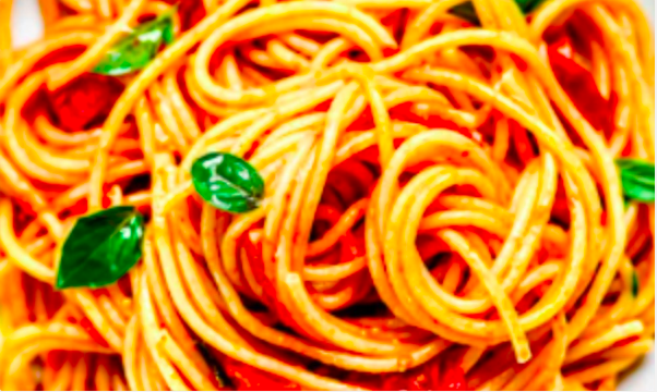 SewaneeResLife's tweet photo. Come on out this Sunday to the Italian house for a pasta dinner! Join the residents of the Italian House for pasta and conversation! Dinner will be served around 6:30pm-- be sure to sign-up with Professor Martini or Professor Chinchilla to reserve a spot! https://t.co/2ifmI1ZgKh