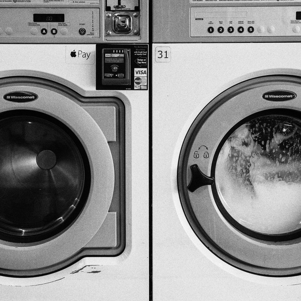This study illustrates how the cerebrospinal fluid (CSF) pulses during sleep and thereby helping flush toxic proteins from the brain. Will it help testing the hypothesis that CSF flow frequency declines with age leading to a decline in memory abilities?
science.sciencemag.org/content/366/64…