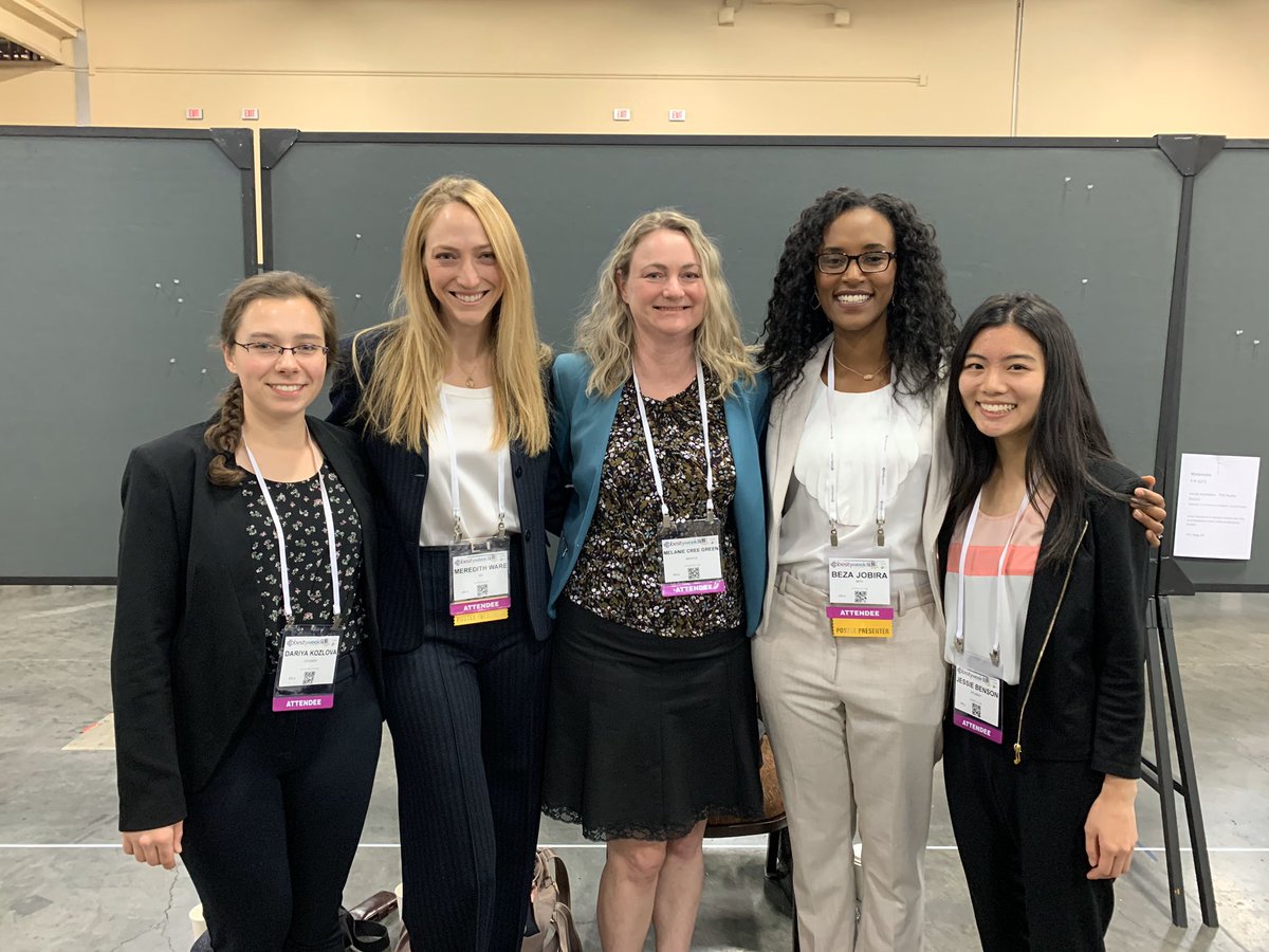 cree_green's tweet photo. Myself and my talented mentees at ObesityWeek. They are presenting data from our teen PCOS cohorts on depression, the microbiome, pancreatic fat and insulin clearance today and tomorrow @ChildrensColo. @CWHR_CUAnschutz @CCTSI #OW2019 https://t.co/QObNJFJLwq