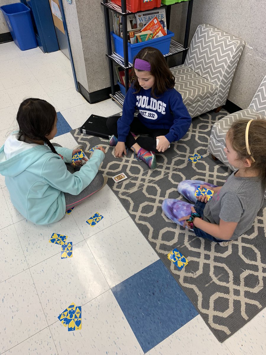 SomersKristin's tweet photo. 3H playing multiplication card games! @WPSCoolidge https://t.co/9FhFFWzyfF