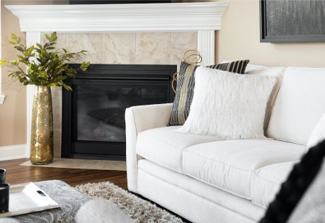 Steinhafels's tweet photo. Looking to update your home but not sure what style to go with?🤷♀️ This week’s #DecoratingSolutions tip of the week 💡 is here to help.➡️https://t.co/3fZyfbIyXI https://t.co/9ktaCsvPyx