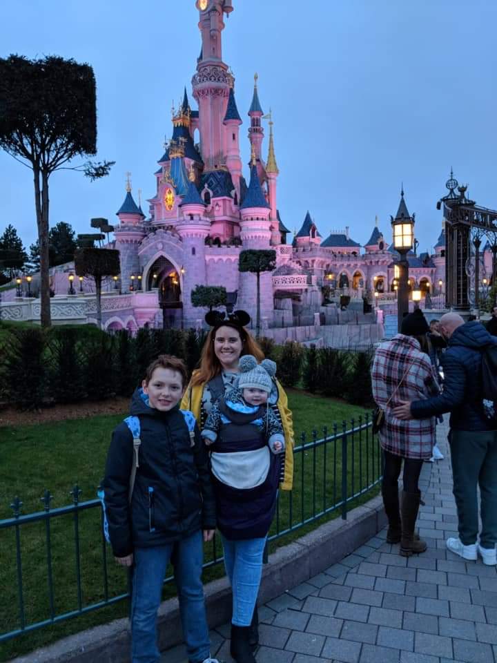 Leanne_v25's tweet photo. See you soon @DisneyParis_EN! 159 days and counting!! #finallybooked #easter #moreexcitedthanthekids https://t.co/HKlAIqBfpC