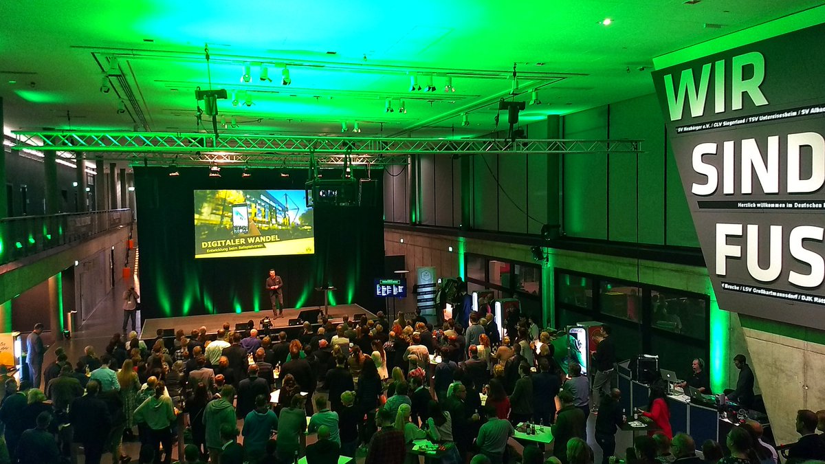 undsielaeuft's tweet image. Bergfest in @stadtdortmund. Zusammenfassung der bisherigen Woche: Es ist einiges los.

#diwodo19 #BVBInter 
...to be continued