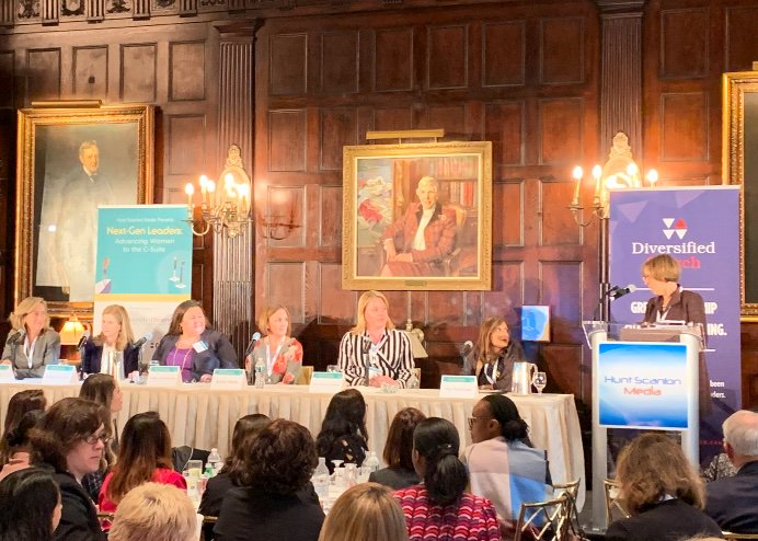 WiltonBain's tweet photo. Lisa Peacock-Edward’s panel on the role executive recruiters can play in advancing women.
#NextGenConf #nextgenleaders #executivesearch #diversity @HuntScanlon https://t.co/Ea8RK6j7sK