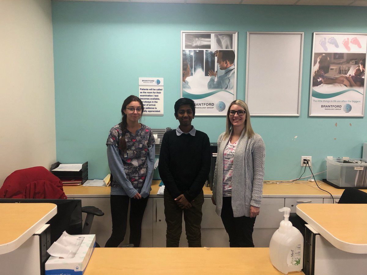 Grade 9 <a href="/SJCEagles/">St. John's College</a> Bryan Ruban getting the picture at @BrantfordRadiologyGroup. #TakeYourKidsToWorkDay <a href="/bhncdsb/">BHNCDSB</a>