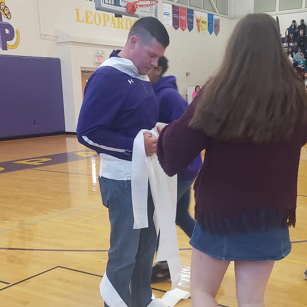 MrsHoyleScience's tweet photo. Pep Rally Fun! #MPMS #Leopards #ToiletPaper #TeacherFun #AdminFun @MPMSleopards @MrsMurray_MPMS @kimtierney22 https://t.co/hsJQmmRqaX