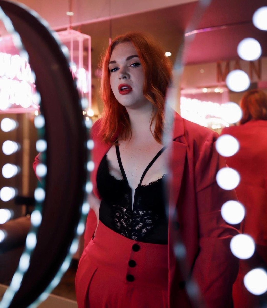 gingergirlsays's tweet image. #AD | Baby let the games begin... Are you ready for it? 👄

Wearing: @riverisland 
Photos: @livjlenn 

#ImWearingRI #ElectricChristmas 

instagram.com/p/B4iRtbalzgt/…
