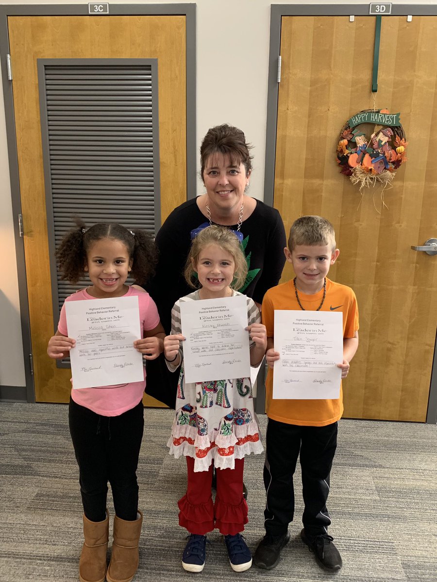 Love making positive phone calls home for our amazing Hawks!@HighlandGville