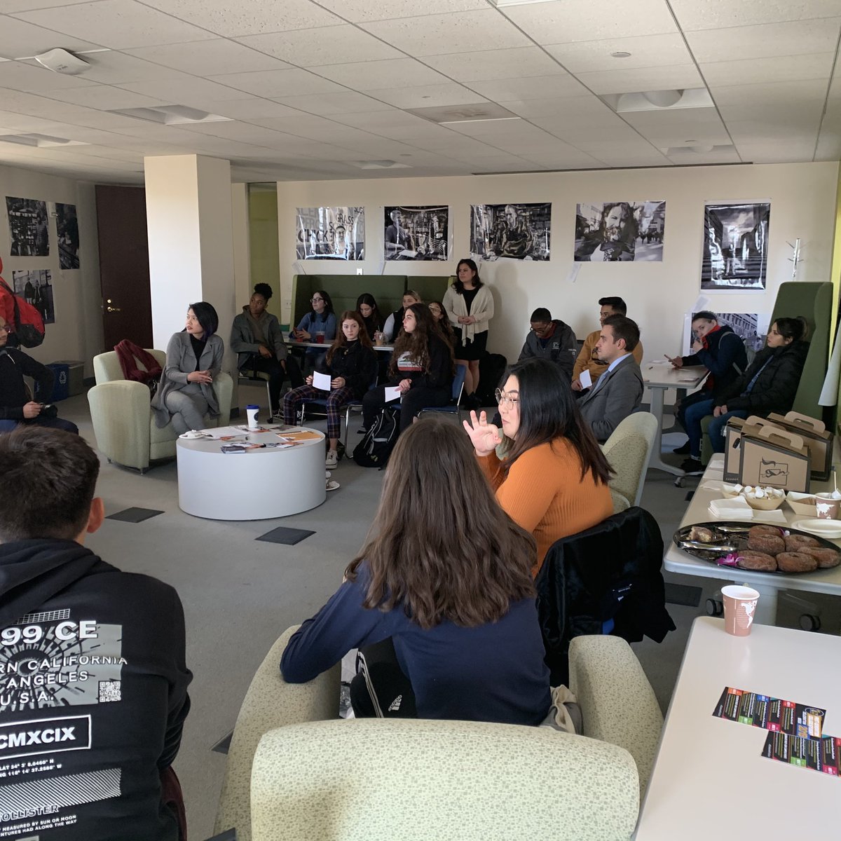 SU_FirstGenEdEq's tweet photo. Great turn out at the Division of Student Success as we #CelebrateFirstGen #SUFirstGen @Suffolk_U @SUDiversity https://t.co/aVgYqaa0t0