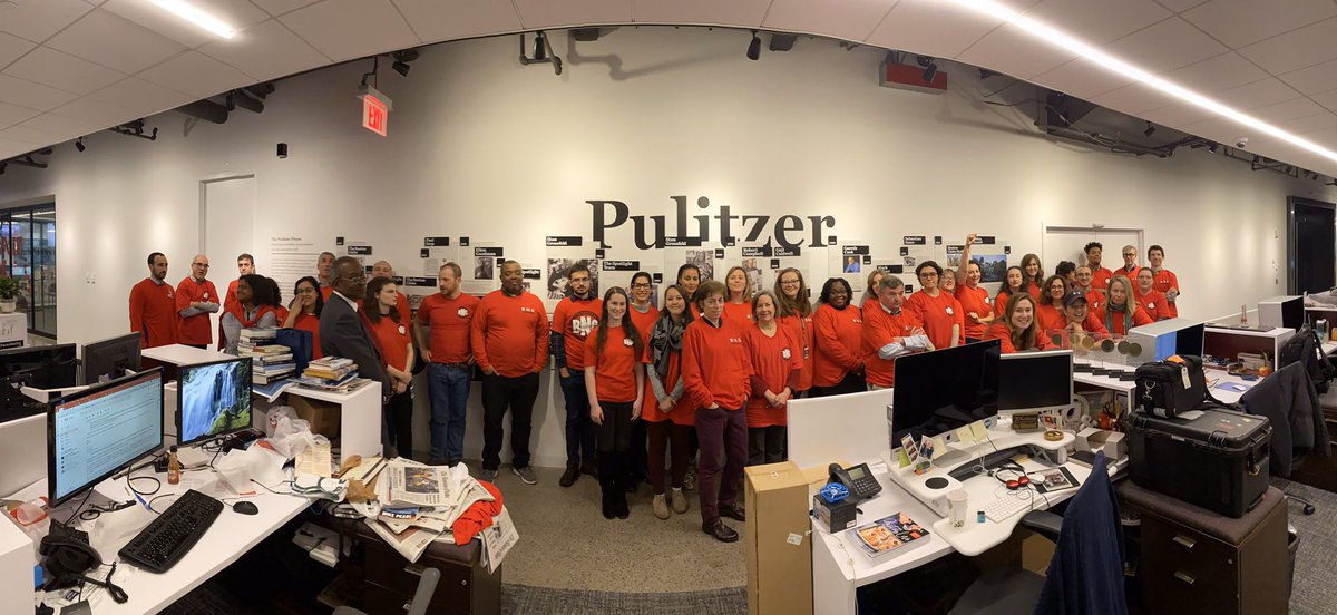 BostonNewsGuild's tweet photo. Dozens of BNG members just informed @BostonGlobe editors in their afternoon meeting about why they need to support us in our fight for a #faircontract. We hope they’ll join us in speaking up to defend our rights as employees. #BostonMediaStrong https://t.co/HQSJAW87qA