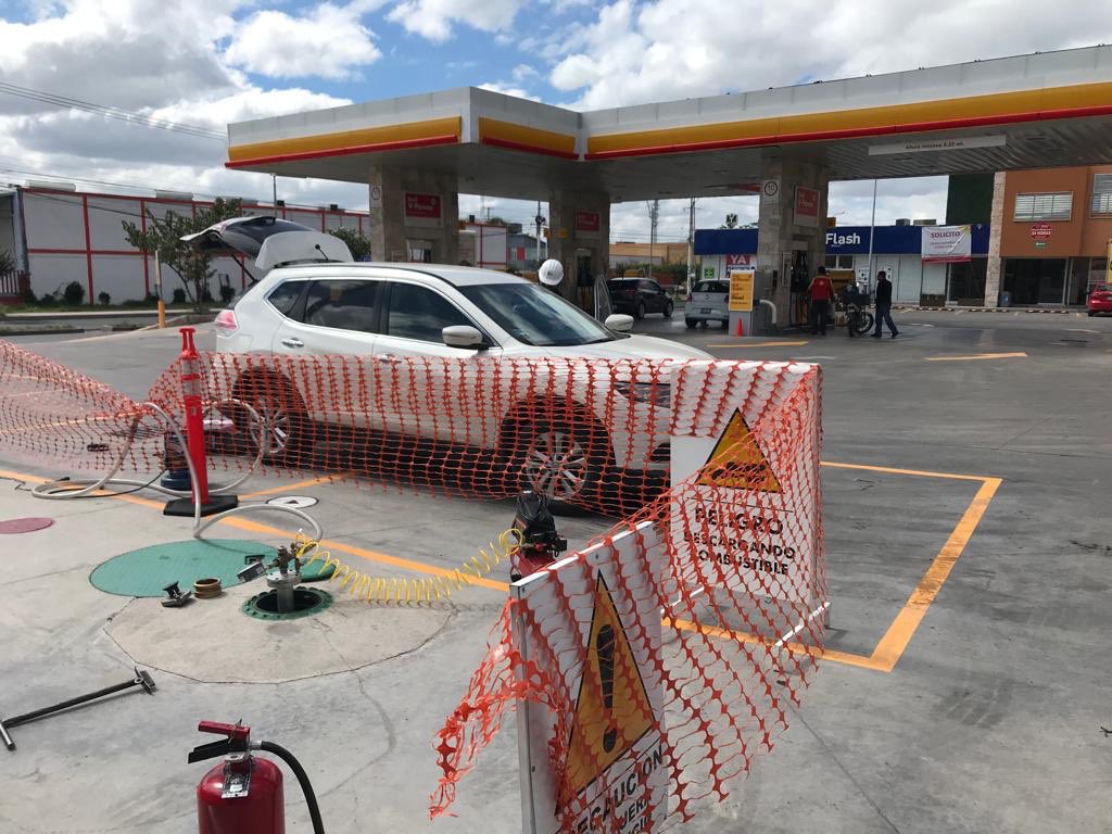 legas_mx's tweet photo. #PruebasDeHermeticidad en Querétaro, Querétaro, para la estación de servicio ⛽️@shell Epigmenio Gonzáles de @mexienergi #PruebaSuperada ✅ #CumpliendoConASEA ✅ #holashell https://t.co/y8koOwlQR2