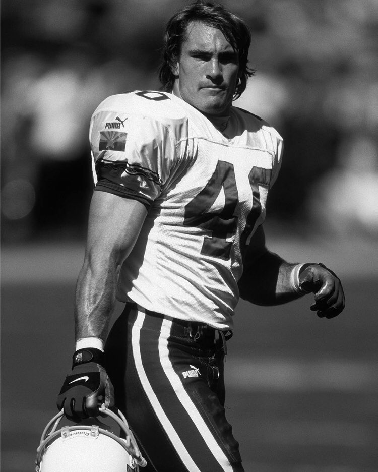 FournetJay's tweet photo. HAPPY BIRTHDAY PAT TILLMAN!!!

Pat Tillman would’ve been 43 today! 

Share around to let everyone know what a real hero looks like! 

#GoneButNotForgotten https://t.co/wcynz9WkIb