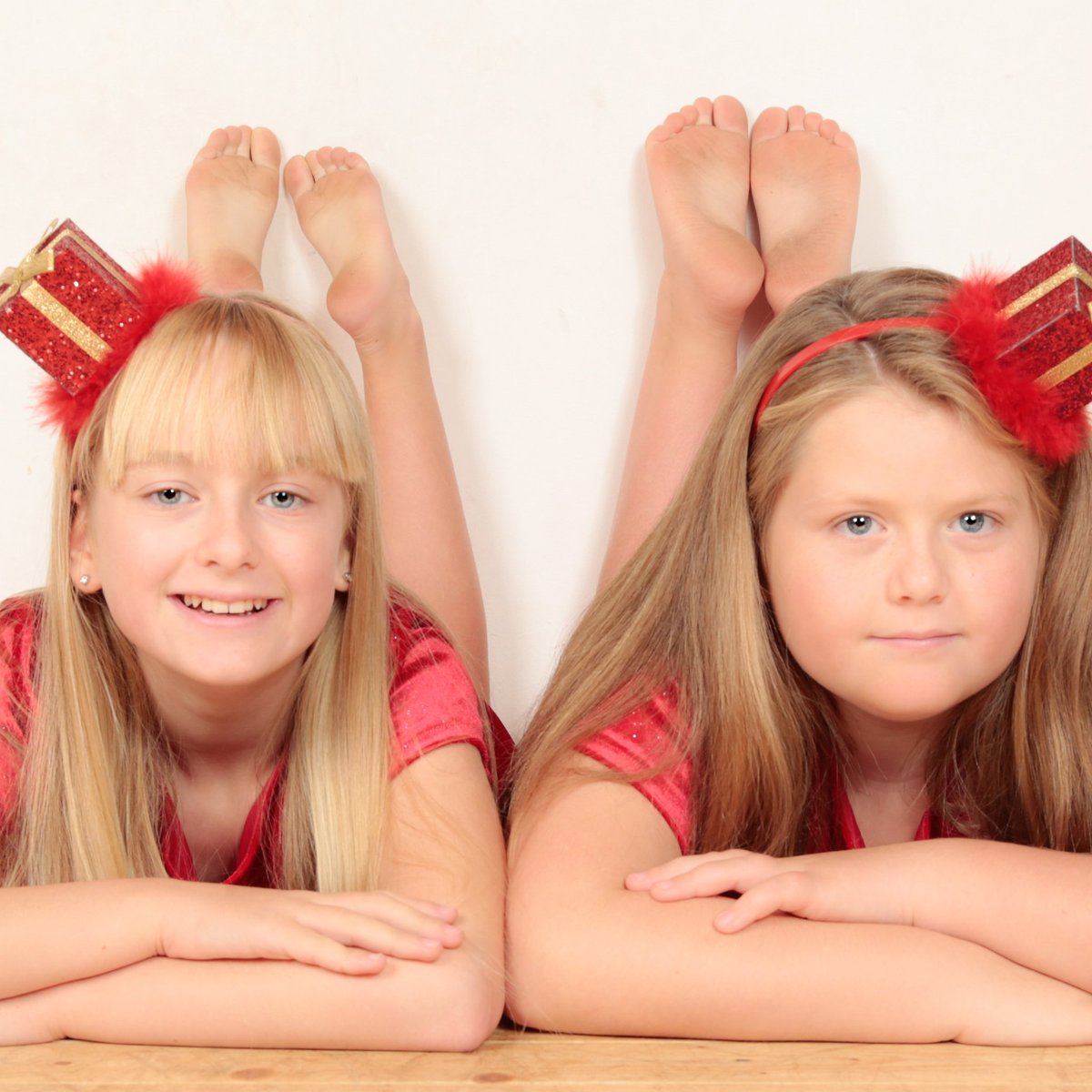 perryhillstudio's tweet photo. Models: The Evans Siblings 

Photographer: Joe 

Location: Perryhill Farm Studio (Bizzykidz HQ)

#bizzykidz #bizzykidzagency #perryhillstudio #perryhillfarmstudio #bizzykidzhq #rochester #rochesterkent #kent #kentphotographer #festive #festiveshoot #christmas #siblings https://t.co/sfvxzytppb