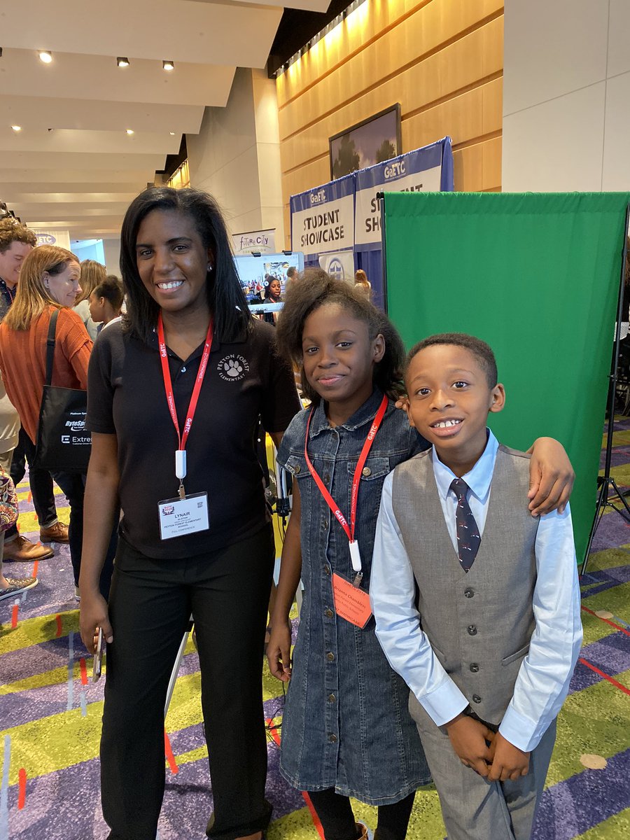 christyhaskins's tweet image. This crew right here from Peyton Forest Elementary have a BIG future! Loved learning about their morning news show. They know their business! @GaETConf  @PeytonForestES @WorthSchools @TeleprompterApp #GaETC19