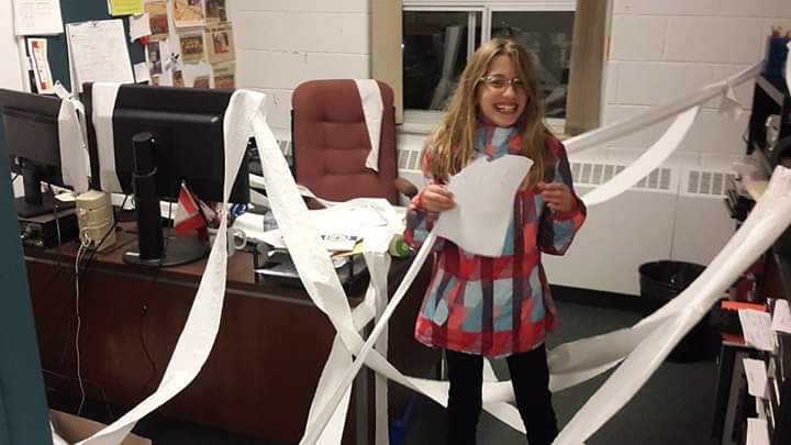 Maybe this #TakeYourKidsToWorkDay wasn't such a great idea #myDaughter 
At <a href="/SJCEagles/">St. John's College</a> #TakeOurKidsToWorkDay 
<a href="/stleocatholic/">St. Leo</a> <a href="/bhncdsb/">BHNCDSB</a>