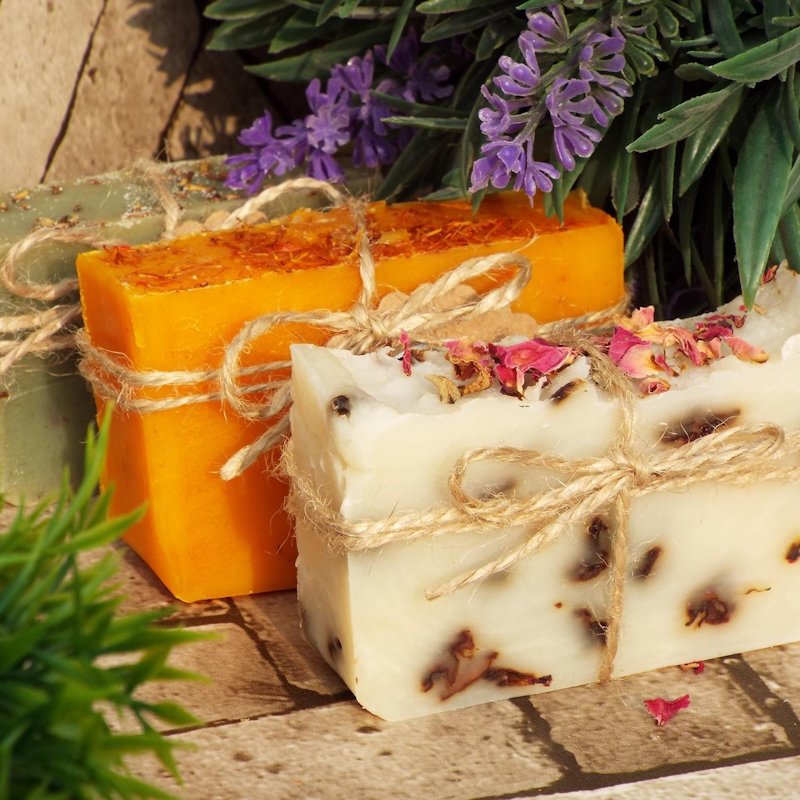Reason to visit Deepdale Christmas Market #14: <a href="/birchleasoap/">Birch Lea Soaperie</a>, Dalegate Tent ow.ly/WYkB30pPEMj