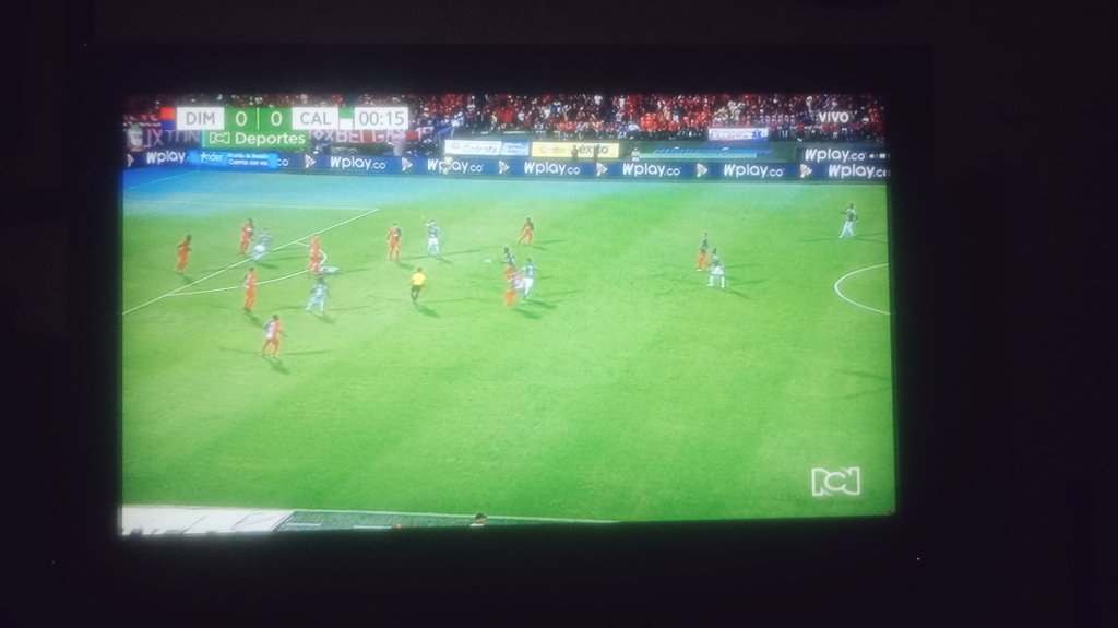 #LaCopaxRCN Saludos desde Valencia Venezuela viendo al poderoso independiente Medellín