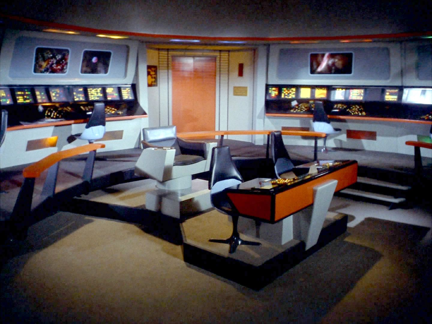 “#StarTrek The NCC-1701 USS Enterprise's bridge through time (1966...