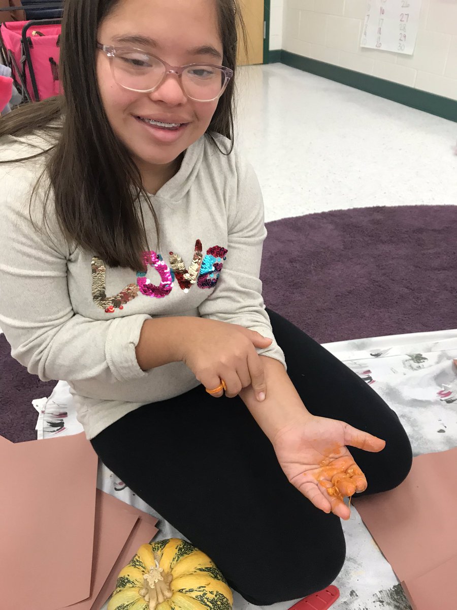 teachcolombo's tweet photo. May all your days find nothing but joy in the squishy stuff! #infectioussmiles https://t.co/Fs6q4Nbc7T