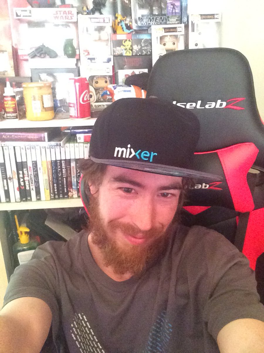 DadModeGG's tweet image. Little late posting but got my hat from @keseera_x! Thanks girl much love I love it &amp;lt;3 and the note &amp;lt;3 your such a gem best wishes always much love and respect @WatchMixer #mixer #teammixer #pulselabz #gamer #streamlife #ExtraordinaryYou #canada #twitch #streamlabs #razerstreamer