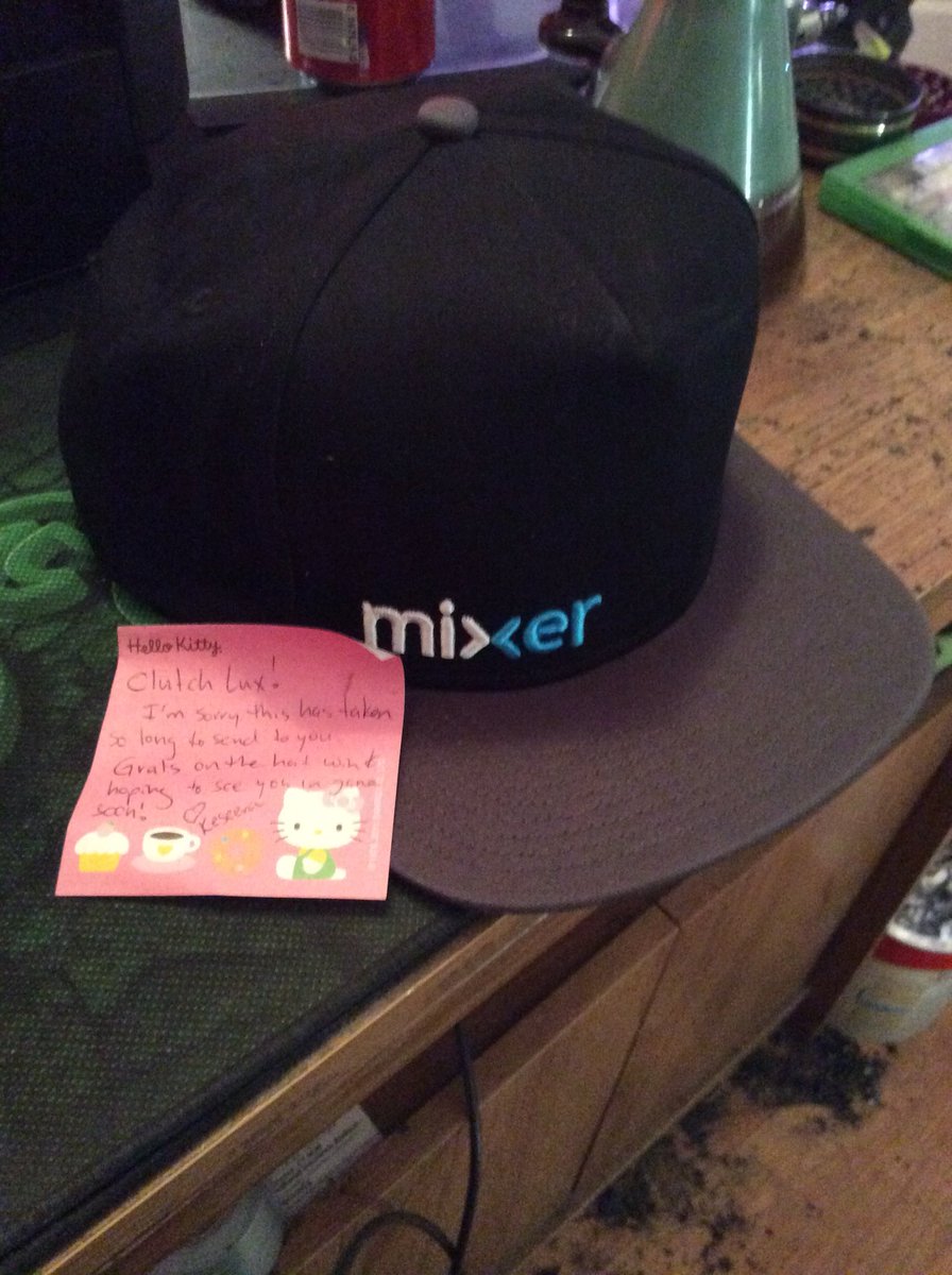 DadModeGG's tweet image. Little late posting but got my hat from @keseera_x! Thanks girl much love I love it &amp;lt;3 and the note &amp;lt;3 your such a gem best wishes always much love and respect @WatchMixer #mixer #teammixer #pulselabz #gamer #streamlife #ExtraordinaryYou #canada #twitch #streamlabs #razerstreamer