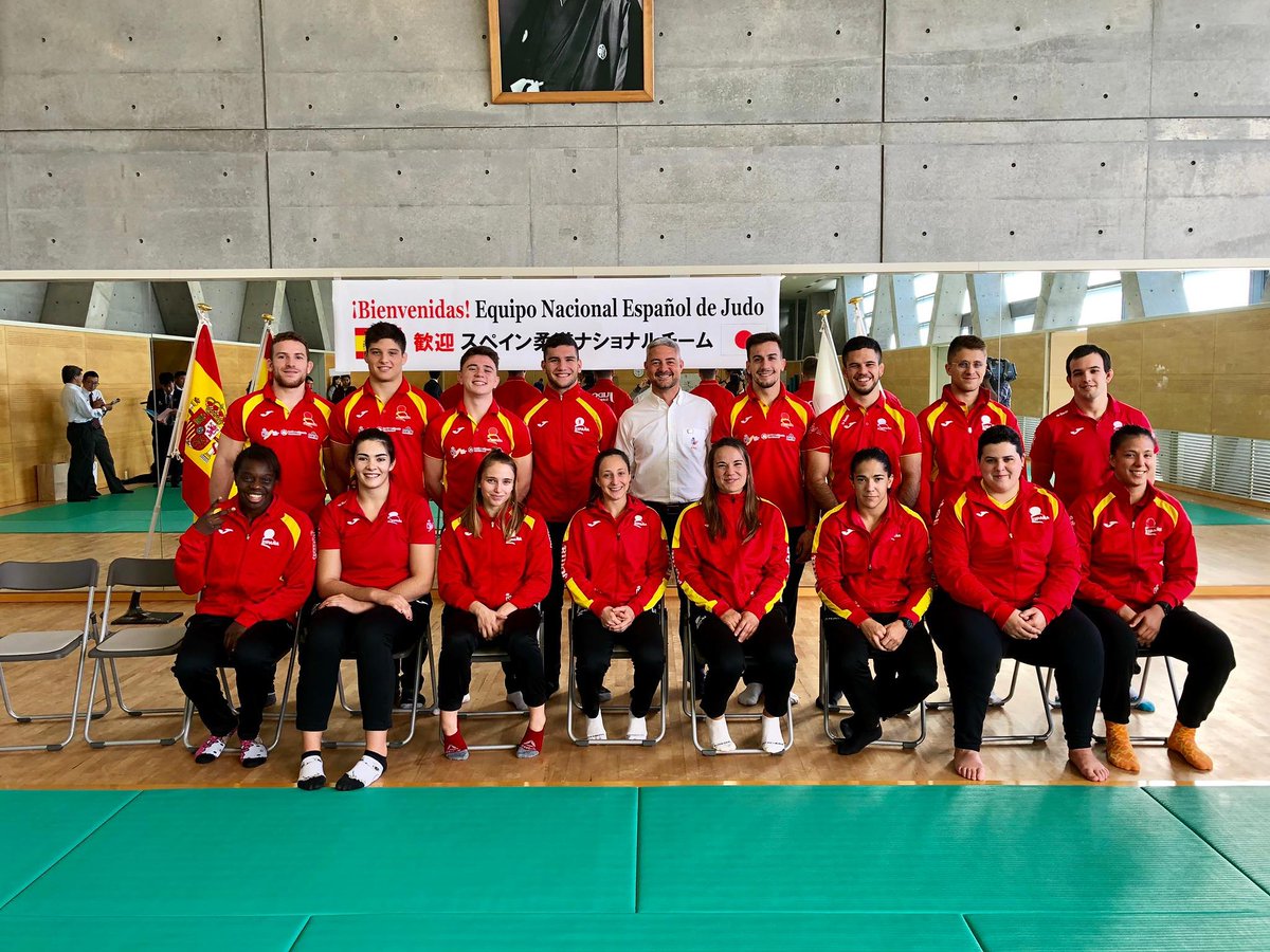 CrisCabanaP's tweet photo. Entrenamiento 3 semanas en IPU!!! ➡️GS de Osaka!!💪🏾💪🏾
🇪🇦✔️➡️🇦🇪✔️➡️🇦🇺✔️➡️✌🏾🇯🇵✌🏾➡️🇪🇦
#JudoEspaña #SomosJudoEspaña #Japan #IPU #Okayama #JudoStabiaMérida #JudoCARMadrid #SomosDeporte #MarcaExtremadura #FundaciónJyD #MujeresHastaLaCima #DynamixNutrición #FuelForBalanceLife #Formdepor https://t.co/nKVRrgl5km